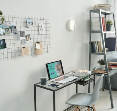 Students reading books